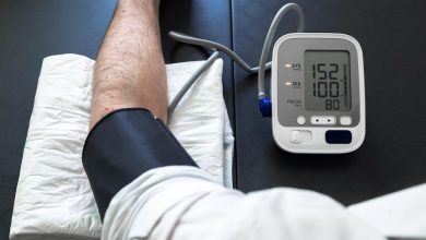 اندازه‌گیری فشار خون در خانه
